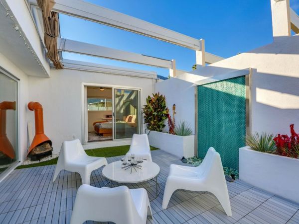 Palm Springs Home 948902