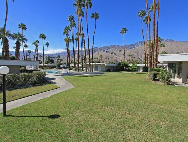 Palm Springs Home 948903