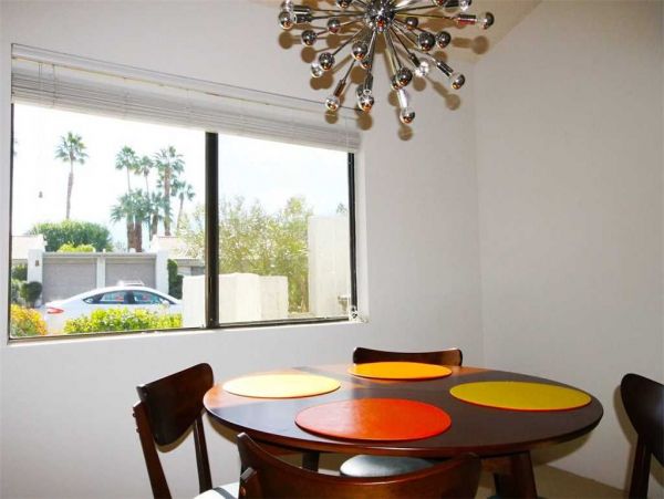 Palm Springs Home 948904