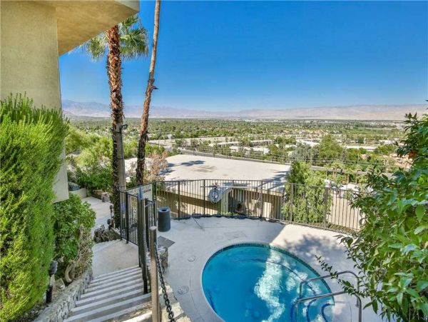Palm Springs Home 948905