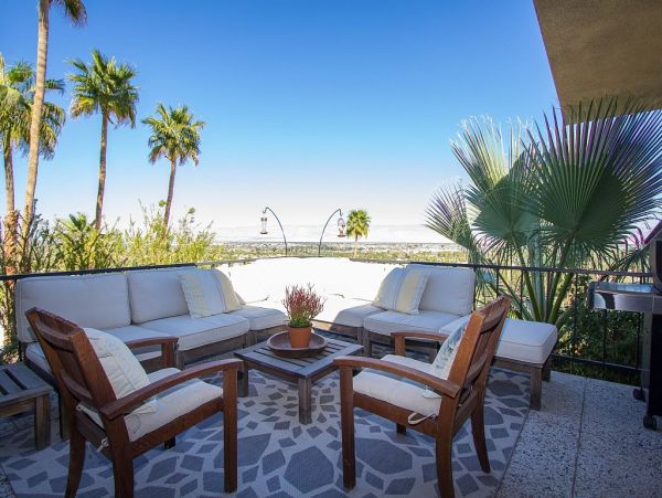 Palm Springs Home 948905