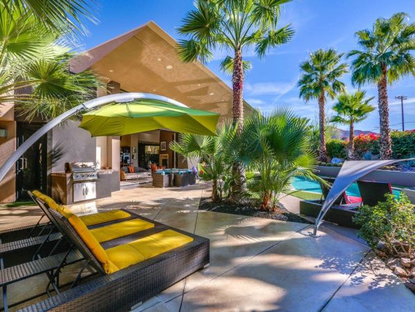 Palm Springs Home 948906