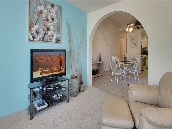 Palm Springs Home 948908