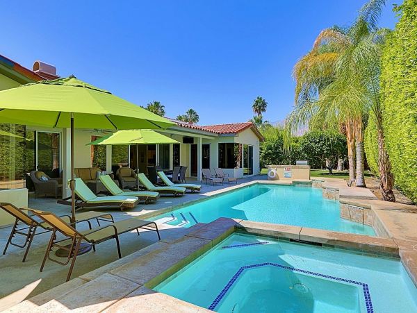 Palm Springs Home 948909