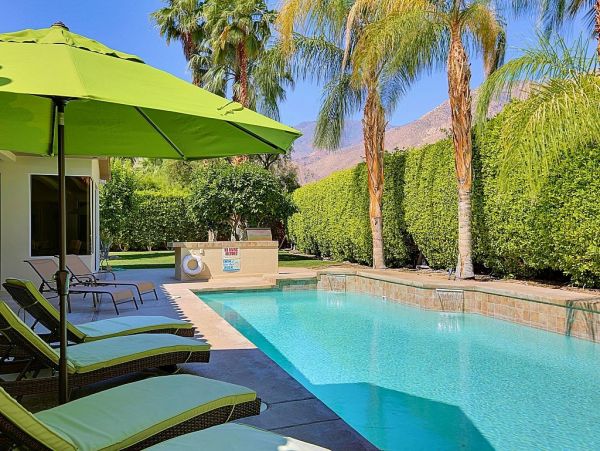 Palm Springs Home 948909