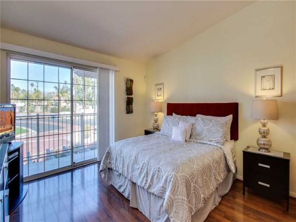 Palm Springs Home 948910