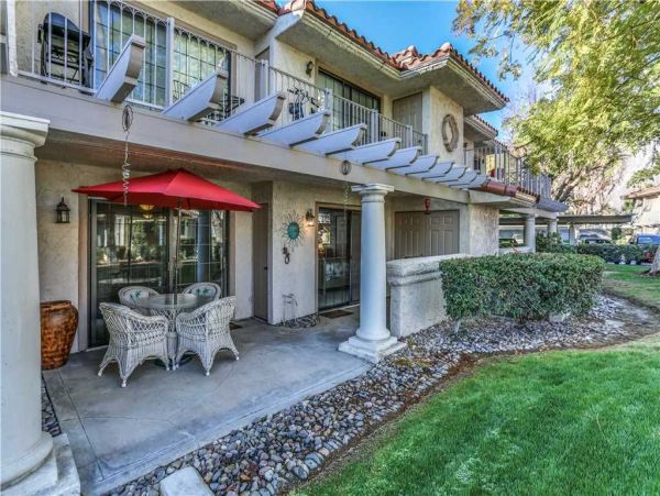Palm Springs Home 948911