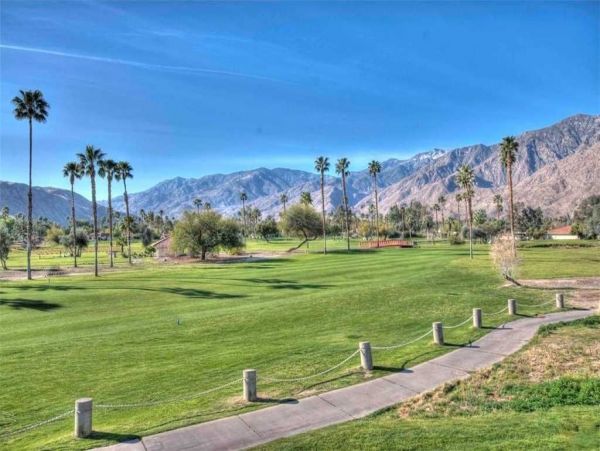 Palm Springs Home 948911