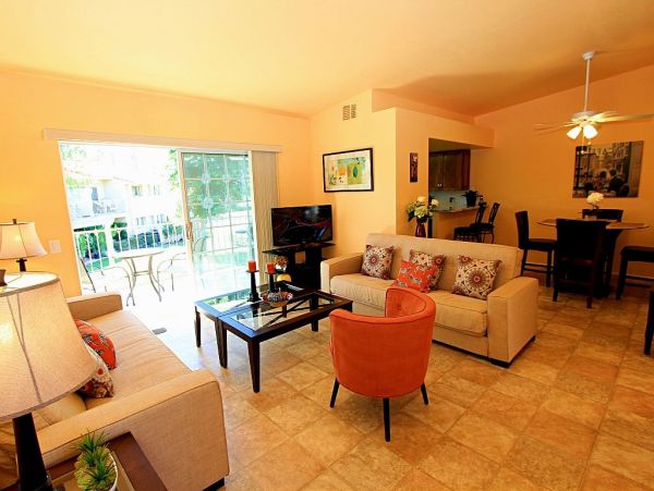 Palm Springs Home 948912