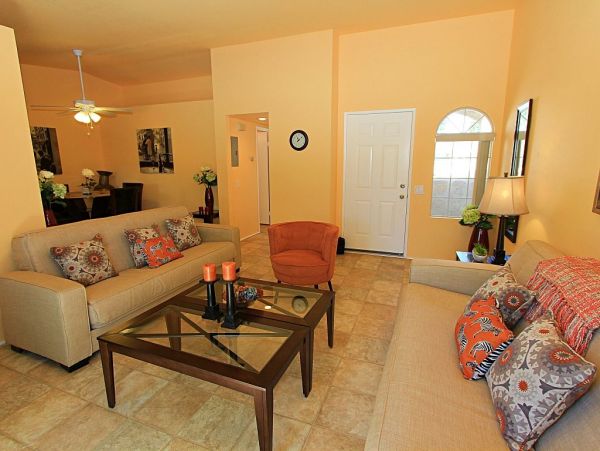 Palm Springs Home 948912