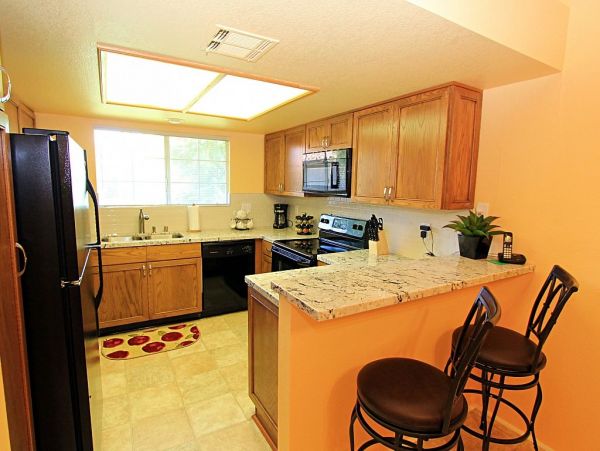 Palm Springs Home 948912