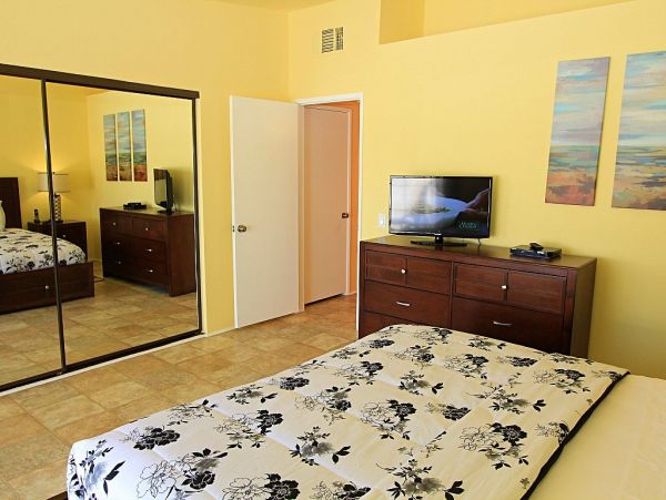 Palm Springs Home 948912