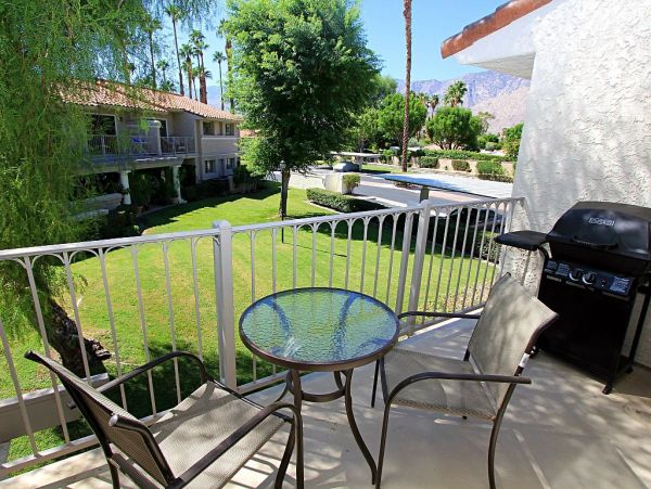 Palm Springs Home 948912