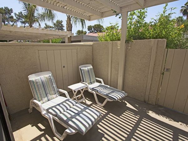 Palm Springs Home 948913