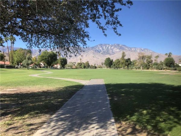 Palm Springs Home 948913