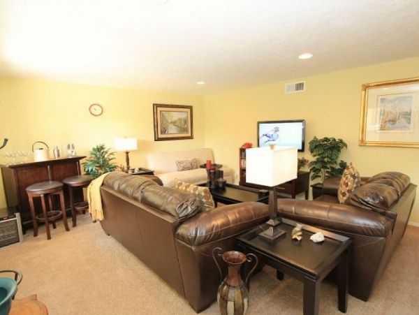 Palm Springs Home 948914