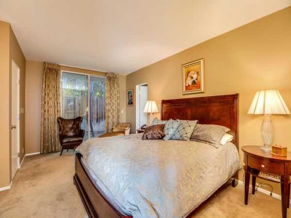 Palm Springs Home 948916