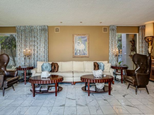 Palm Springs Home 948916