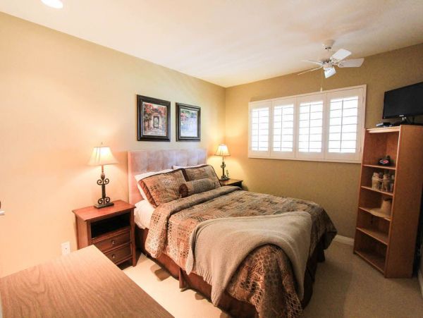 Palm Springs Home 948917