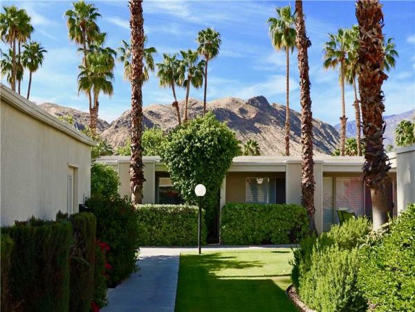 Palm Springs Home 948918