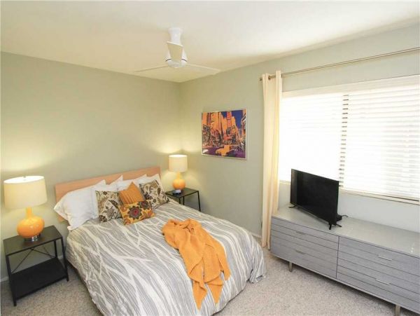 Palm Springs Home 948919