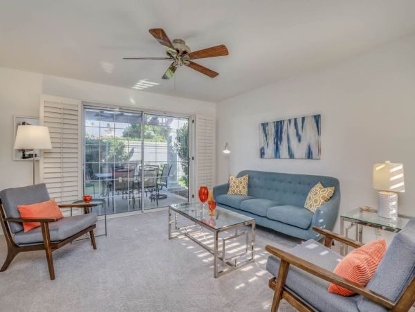 Palm Springs Home 948920