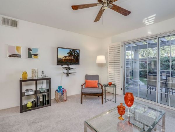 Palm Springs Home 948920