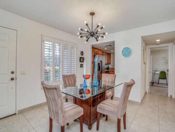 Palm Springs Home 948920