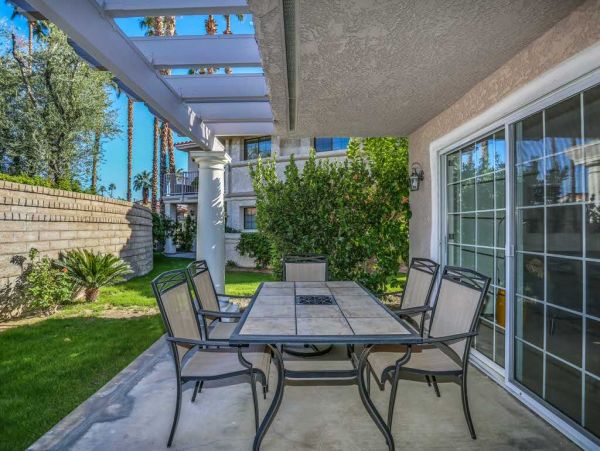 Palm Springs Home 948920