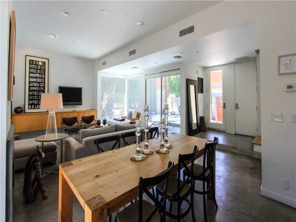 Palm Springs Home 948921