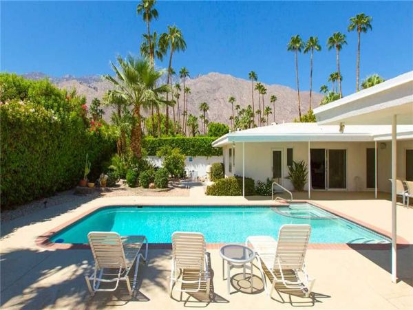 Palm Springs Home 948922