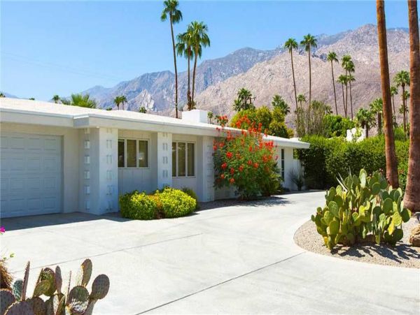 Palm Springs Home 948922