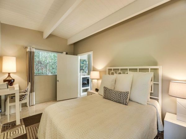 Palm Springs Home 948923