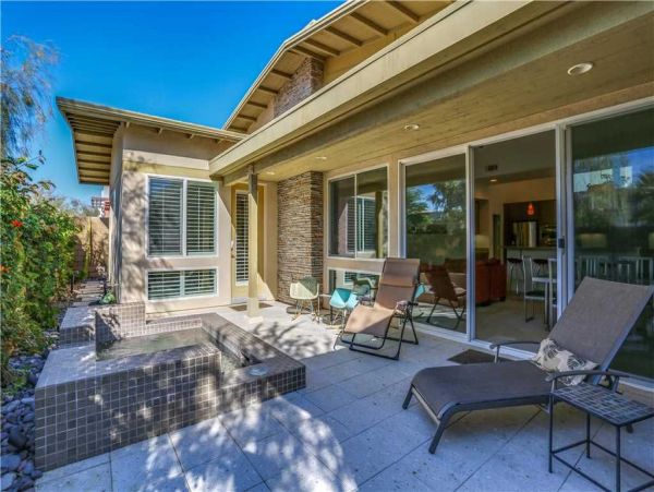 Palm Springs Home 948924