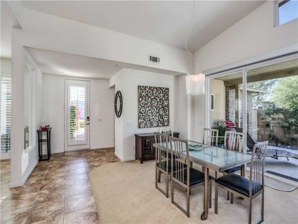 Palm Springs Home 948924