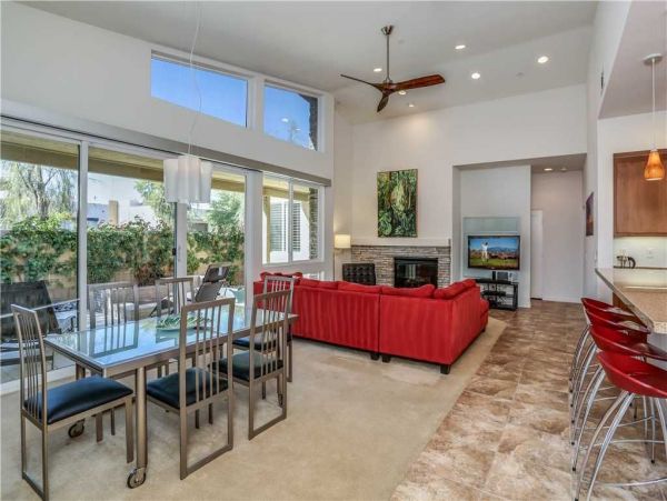 Palm Springs Home 948924