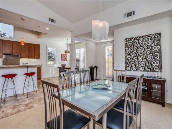 Palm Springs Home 948924