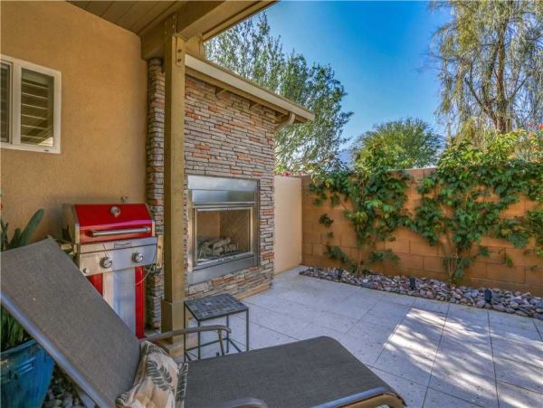 Palm Springs Home 948924