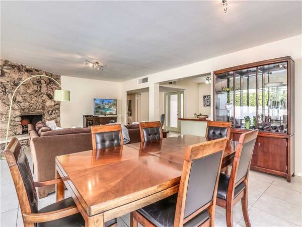Palm Springs Home 948925