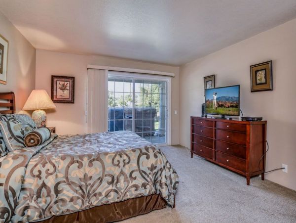 Palm Springs Home 948927