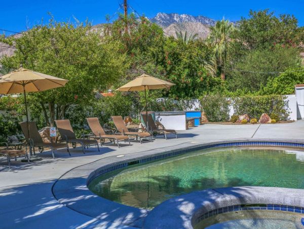 Palm Springs Home 948928