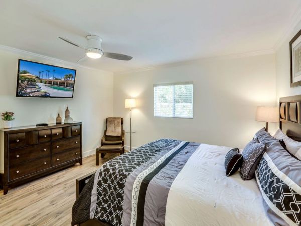 Palm Springs Home 948928