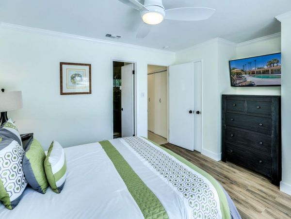 Palm Springs Home 948928