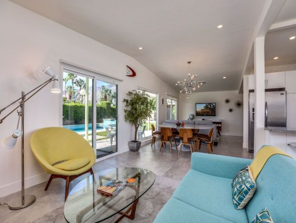 Palm Springs Home 948929
