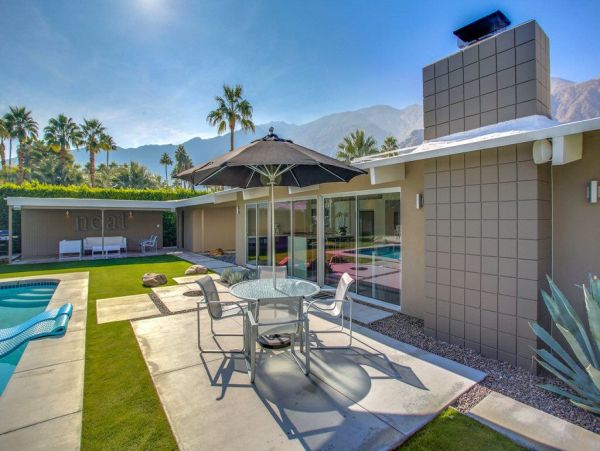 Palm Springs Home 948930