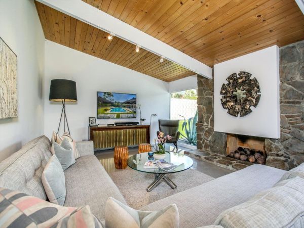 Palm Springs Home 948930