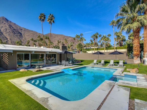 Palm Springs Home 948930