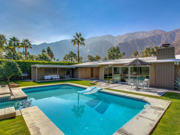 Palm Springs Home 948930