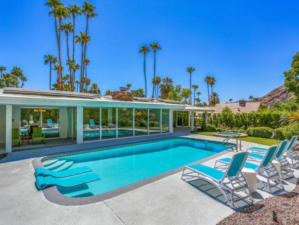 Palm Springs Home 948932