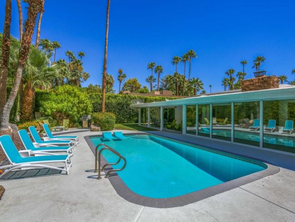 Palm Springs Home 948932